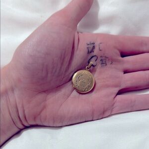 24k Gold plated Vintage Cancer Locket